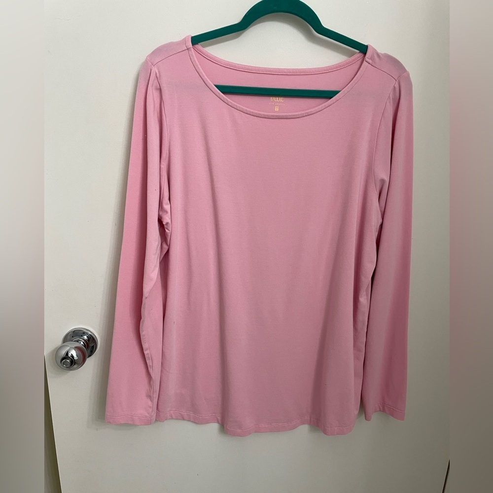 Bateau neck knit shirt